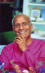 sri-chinmoy1-186x300